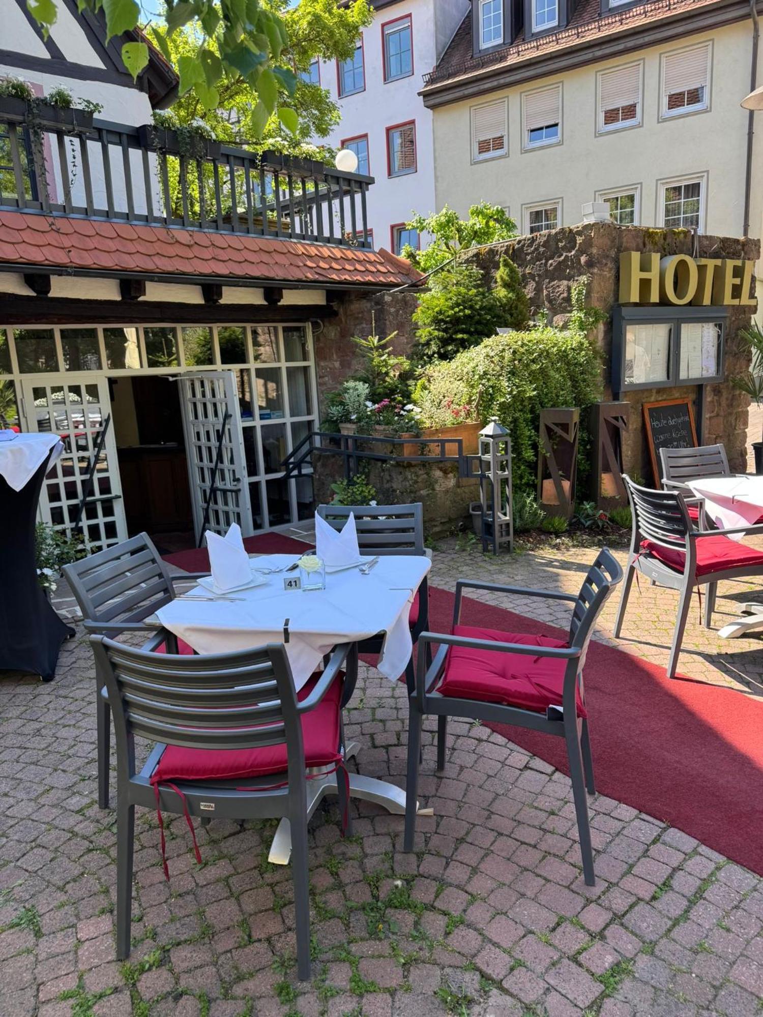 Hotel Restaurant Altes Badhaus Eberbach  Exterior photo